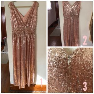 💖Gorgeous Rose Gold Sequin Gown 💖